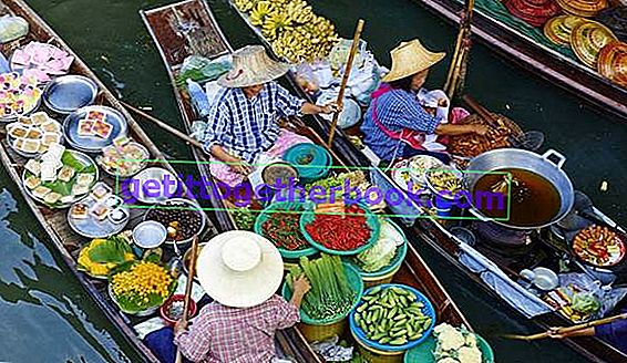 Плаващ пазар в Бангкок
